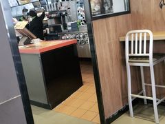 -汉堡王(华润五彩城店)