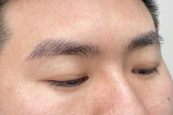 -一个差评成就的纹眉店
