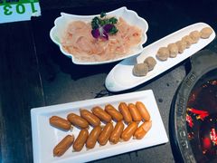 -怡品川宇火锅(宝立方店)