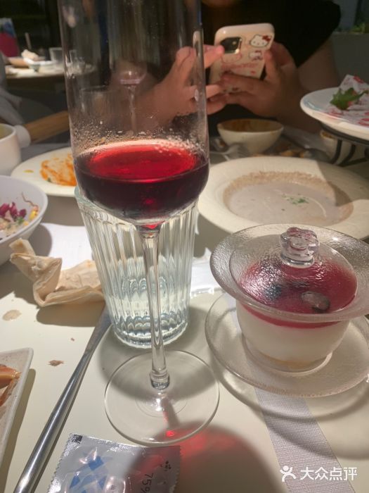 春树下·树屋花房西餐厅(罍街AS1980店)图片