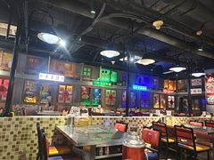 -马路牙子烧烤音乐酒馆(望京店)