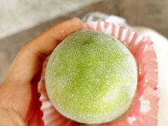-蜜蜂小象·榴莲千层蛋糕(时代汇11栋店)