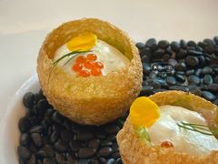 金枪鱼牛油果脆球-Crafted 花园露台牛排海鲜馆