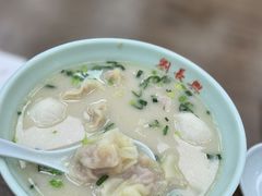 鱼汤馄饨-刘长兴(卫岗店)