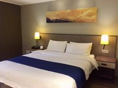 -你好酒店(成都太古里春熙路店)