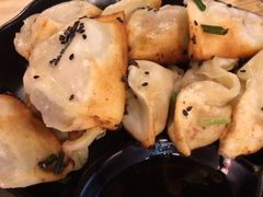 -香山胡记吴江路生煎(灵山路店)