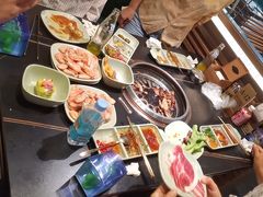 -梨花自助烤肉(西三旗万象汇黑金店)
