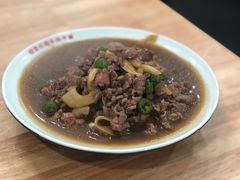 爆炒灵魂鲜牛肉-经堂北路牛肉干面·溪口蒋永峰牛肉馆(宁波店)