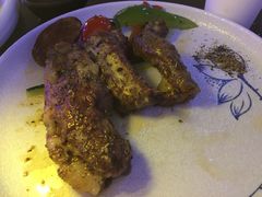 -樱花里音乐餐吧·牛扒椰子鸡(东圃店)