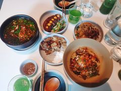 小锅米线-胡麻(静安嘉里店)
