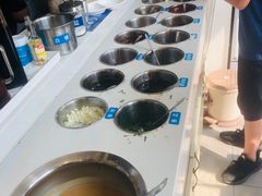 -百品聚旋转火锅(万德庄店)
