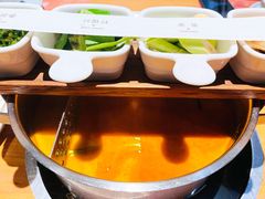 冬阴功锅底-生如夏花泰式火锅(鹭洲里店)