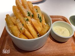 -阿妮叶李(光谷世界城店)