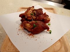 新疆孜然烤猪蹄-九毛九山下的院(荔湾领展广场店)