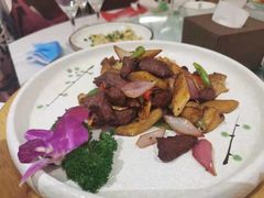 杏鲍菇黑椒牛肉粒-渝信川菜(西单店)