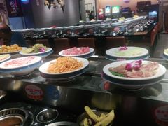 -钱小主·自助回旋烤肉火锅餐厅(东方新天地店)