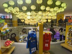 -m豆巧克力世界(上海世茂广场店)