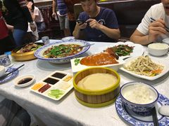 精品烤鸭半只-京味民福烤鸭店(建设四马路店)
