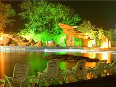 -金孔雀温泉旅游度假村