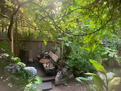 -斯多格书乡(北京大学畅春园店)