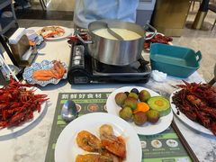 -金马门国际美食百汇(珞喻路店)