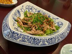 辣椒炒肉-啄佬食堂
