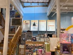 -猫的天空之城概念书店(杭州南宋御街店)