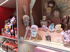 -泡泡玛特POPMART(世豪广场店)