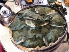 饽椤叶饼-龙香居海鲜家常菜饭店·特色驴肉·古城浑锅