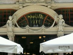 -Majestic Café