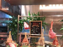自助取餐区-云端西餐厅(南宁龙光那莲豪华精选酒店)