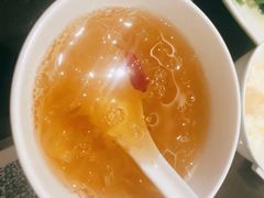 银耳羹-渝信川菜(西单店)