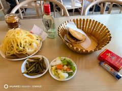 -闫家驴肉老店(华电一校店)