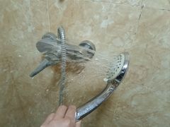 -蓝凯宾馆(和平西桥地铁站店)