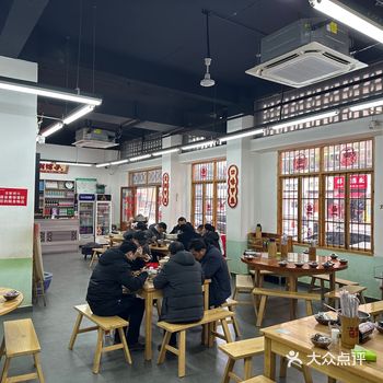 一直知道湖南菜好吃，在读书的时候去过一次长沙