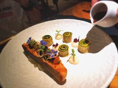 香煎三文鱼配番茄莎莎-AZUL by FUEL蓝色·法式酒馆(琶醍店)