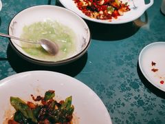 -呷湘厨·鱼汤捞饭·剁椒鱼头·辣椒炒肉(国家会展中心店)