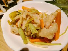 泡椒凤爪-小鱼小牛·鱼牛干锅·脆鱼火锅(世欧广场店)