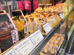 -85度C(生甜甜圈研究工坊·上海平凉店)