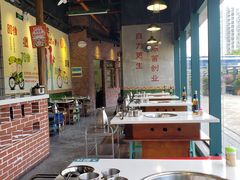 -憨铁匠老火锅(龙岗万科里店)