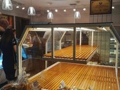 面包甜点陈列柜-老大昌(淮海中路店)