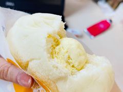 杨枝甘露冰面包-依茉朵(锦秋新天地店)