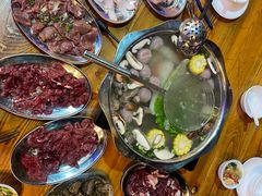 -牛一煲美食(江高店)