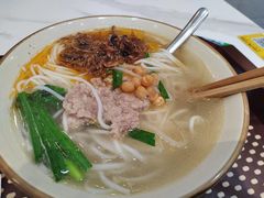 清汤鸡枞菌-叁窝雀·云南小锅米线(万象汇店)