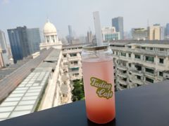 白桃气泡-塔顶·Cafe·日啡夜酒(北京路店)