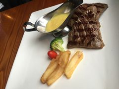-绿茵阁牛扒餐厅(客村店)