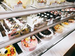 -85度C(生甜甜圈研究工坊·上海平凉店)