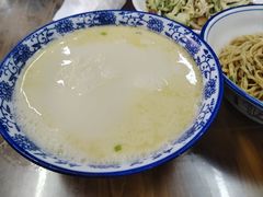 -雪琴面馆富安特色鱼汤面(城中花园店)