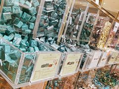 -VENCHI 闻绮(上海佛罗伦萨小镇店)