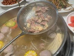 -犇鼎牛潮汕牛肉火锅(新辰里学清路店)